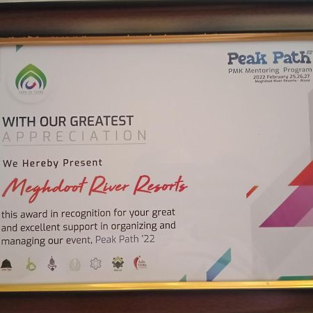 Meghdoot River Resort Kochi Екстериор снимка