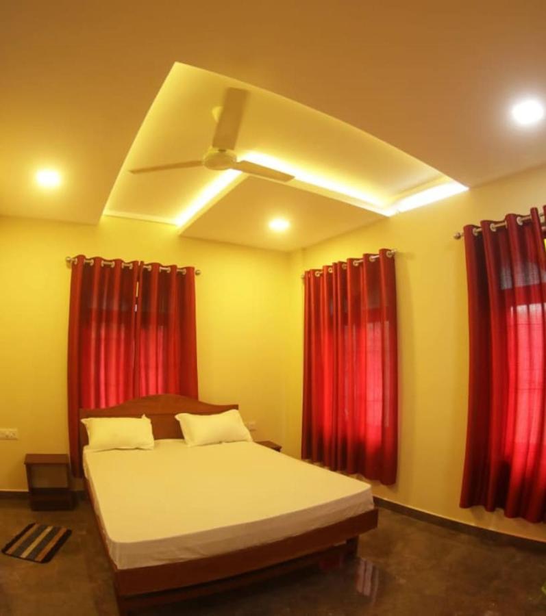 Meghdoot River Resort Kochi Екстериор снимка